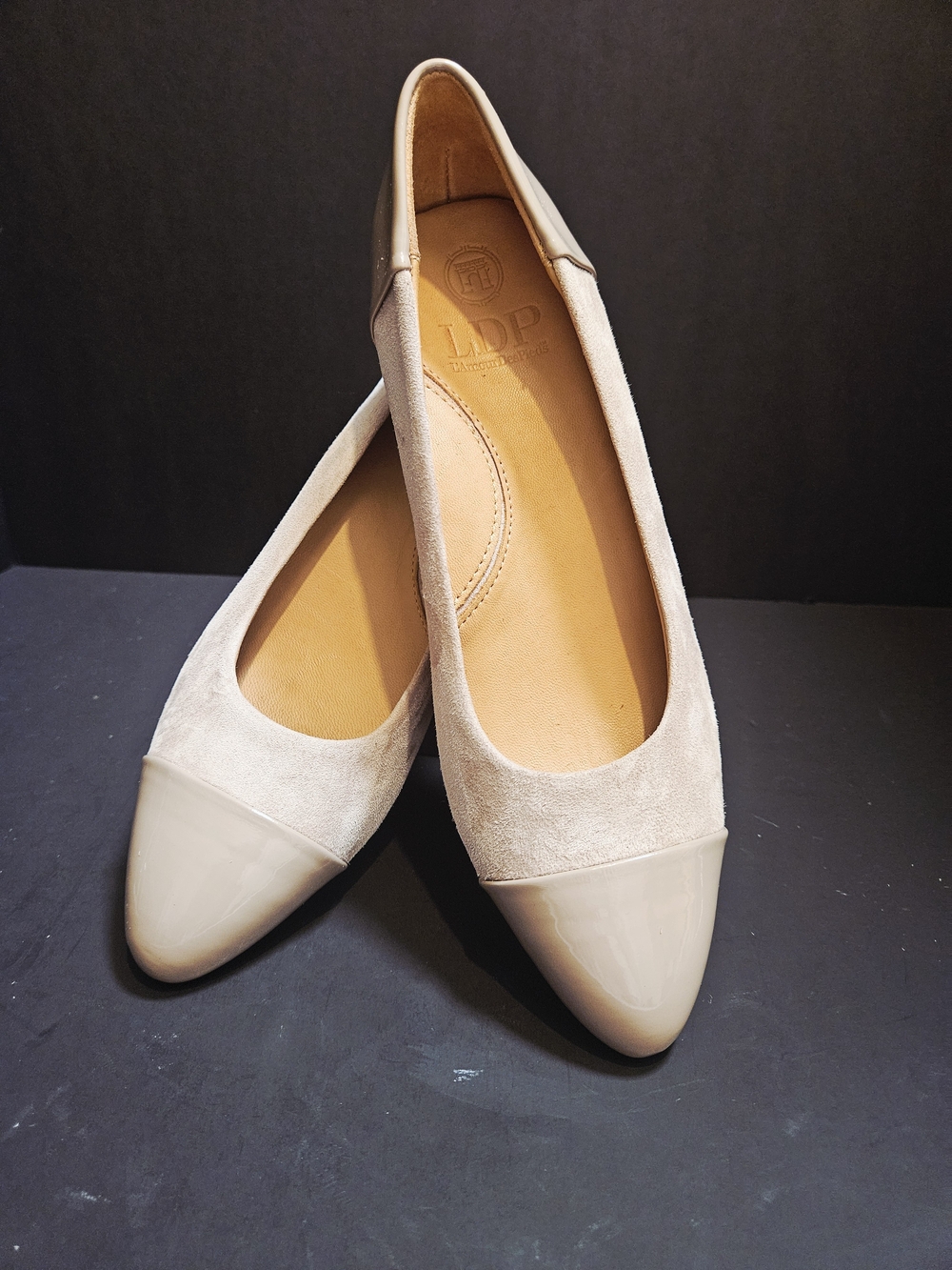 L'Amour Des Pieds LDP Kishita Suede Patent Leather Beige Cap Toe Pumps NWOB 7.5M